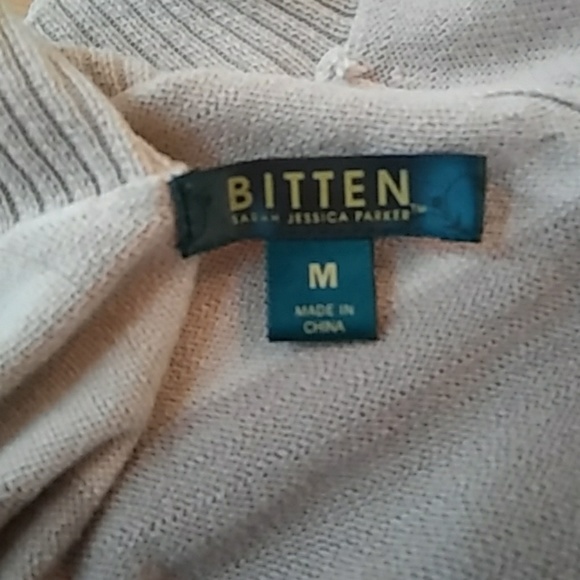 Sweater - Picture 3 of 3